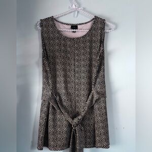 Worthington Black and Cream Top